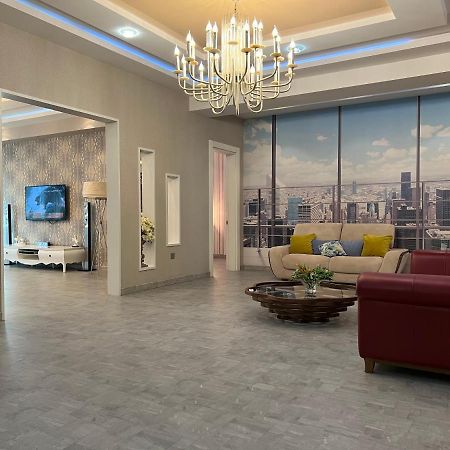 Megafun Luxury Family Apartment บากู ภายนอก รูปภาพ