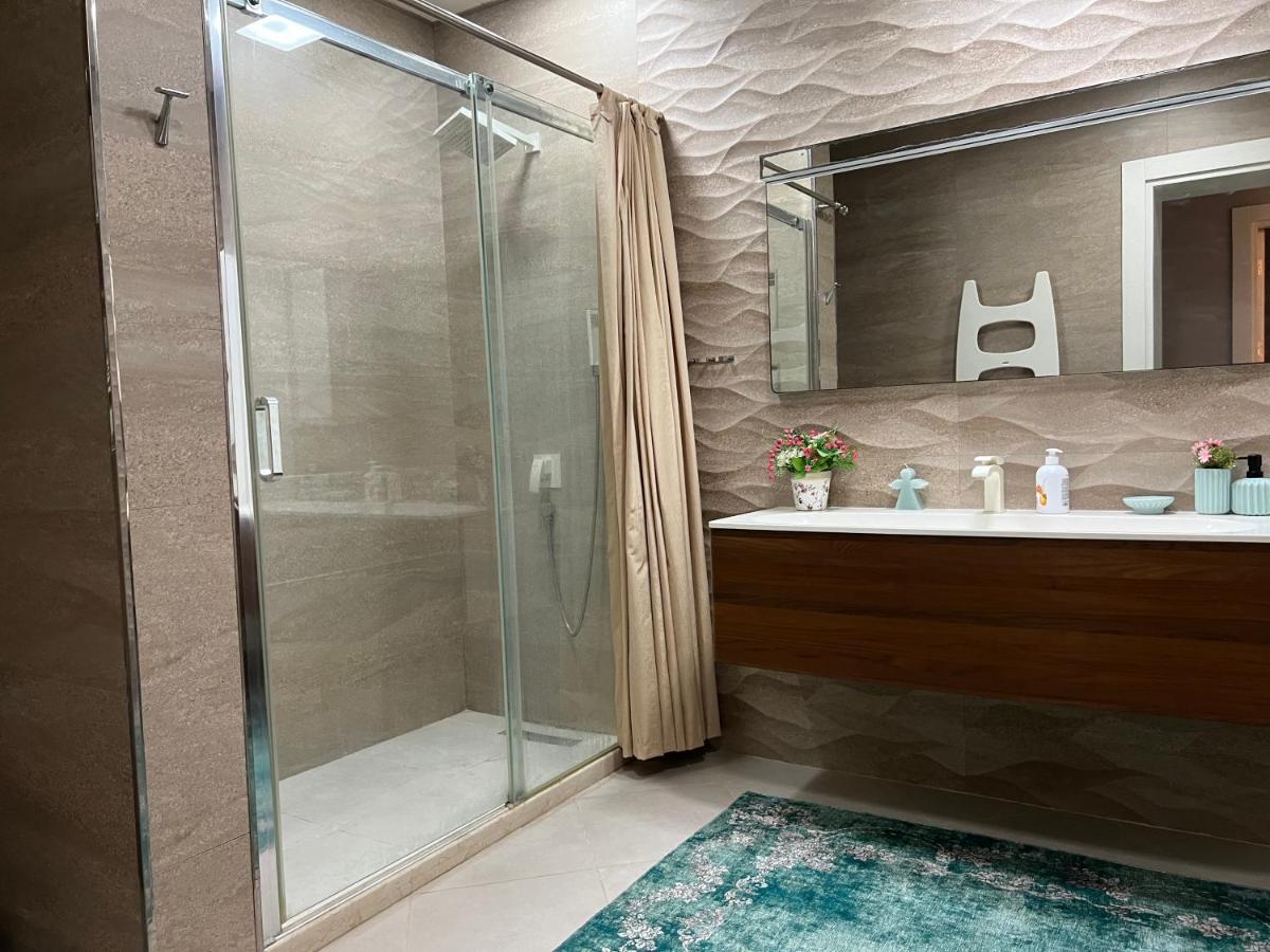 Megafun Luxury Family Apartment บากู ภายนอก รูปภาพ